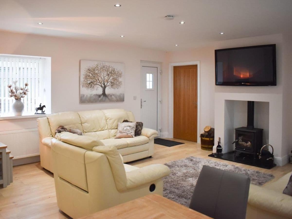 Rose Cottage Captivating 1-Bed Cottage In Bangor Exteriér fotografie